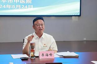 郑海霞：科比当年经常去现场看我们比赛 奥尼尔对我充满崇拜